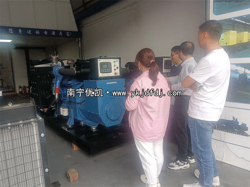 2024年3月18日，越南客戶到南寧店鋪學習柴油發電機組使用及相關知識